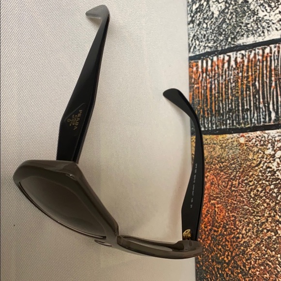 Prada oversized sunglasses - Picture 1 of 4
